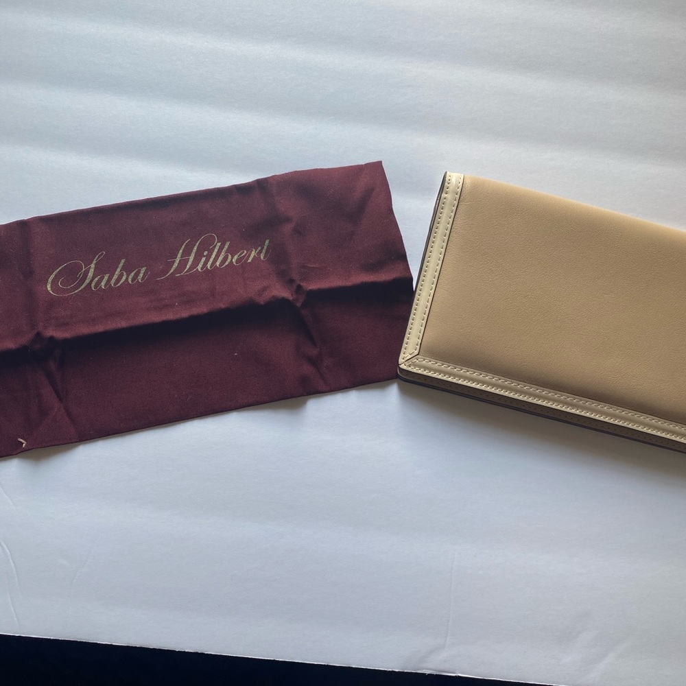 Saba Hilbert wallet w dust bag.